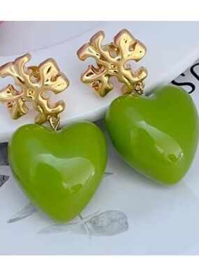 NWT Tori Burch Pave Double T Logo Stud with Green Heart Drop .